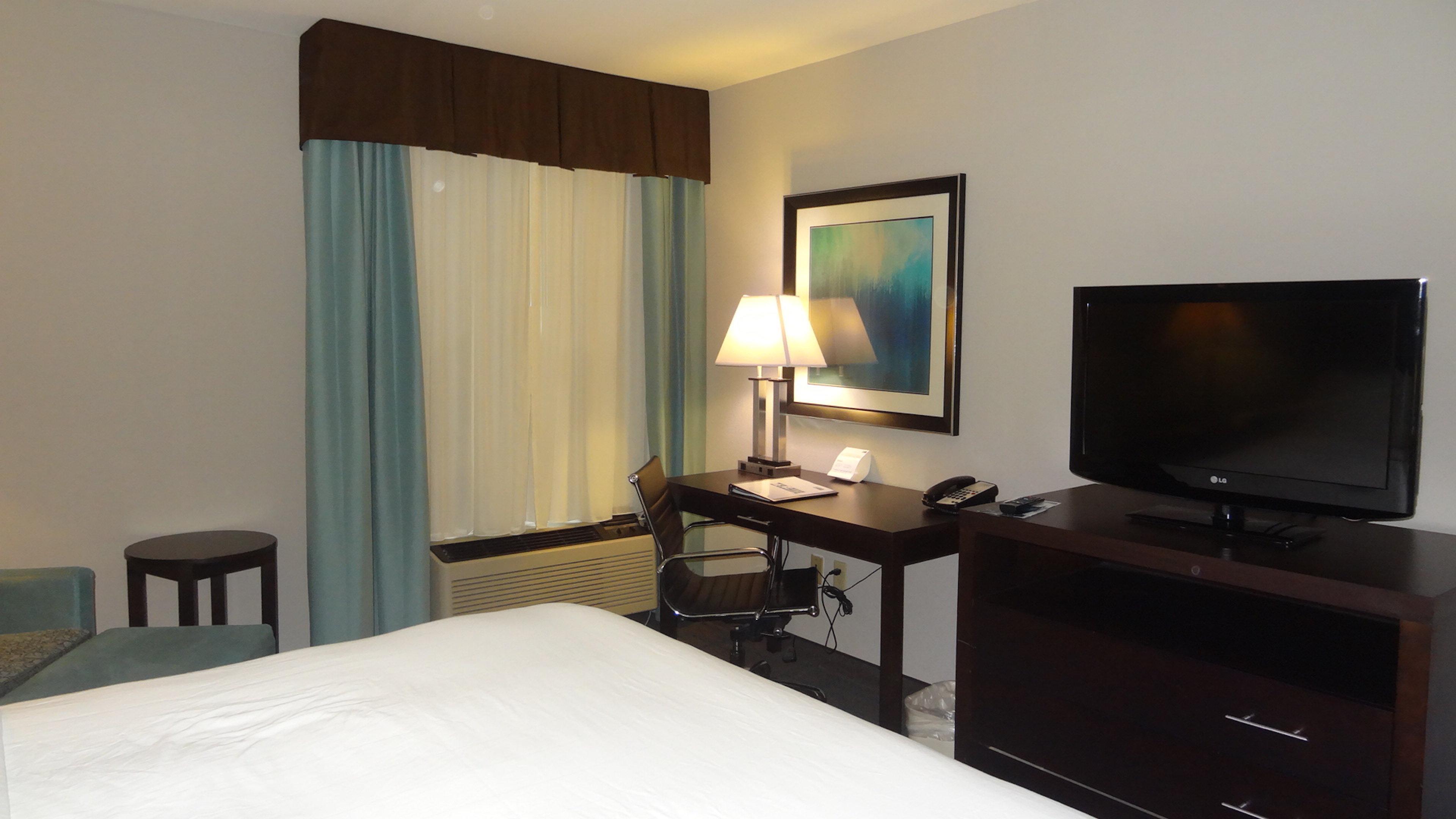 Holiday Inn Express Hotel Kansas City - Bonner Springs By Ihg Dış mekan fotoğraf