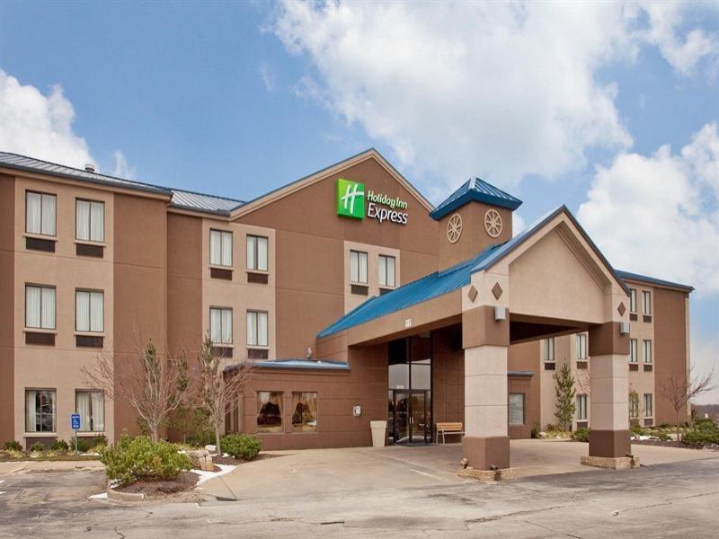Holiday Inn Express Hotel Kansas City - Bonner Springs By Ihg Dış mekan fotoğraf