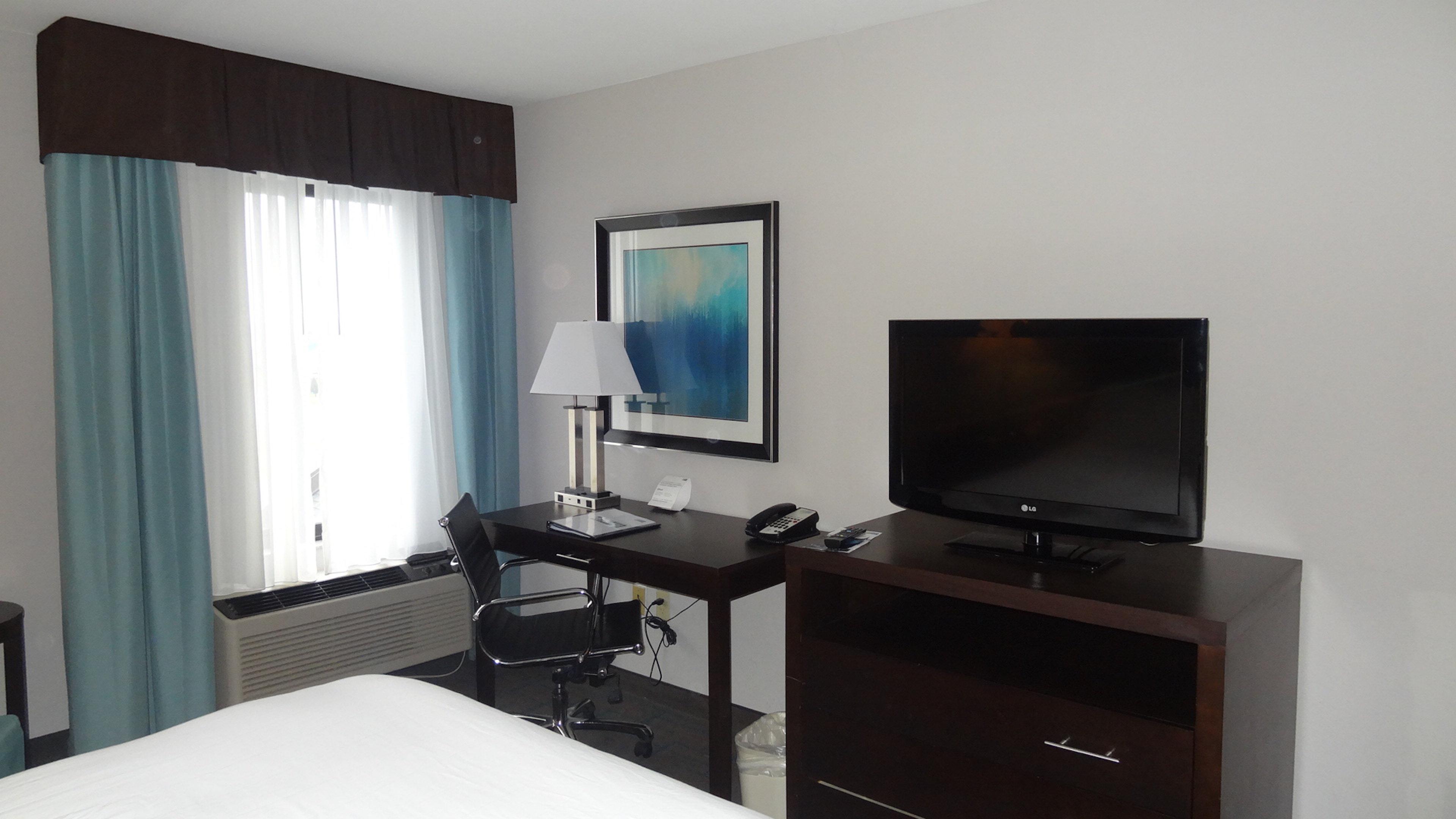 Holiday Inn Express Hotel Kansas City - Bonner Springs By Ihg Dış mekan fotoğraf