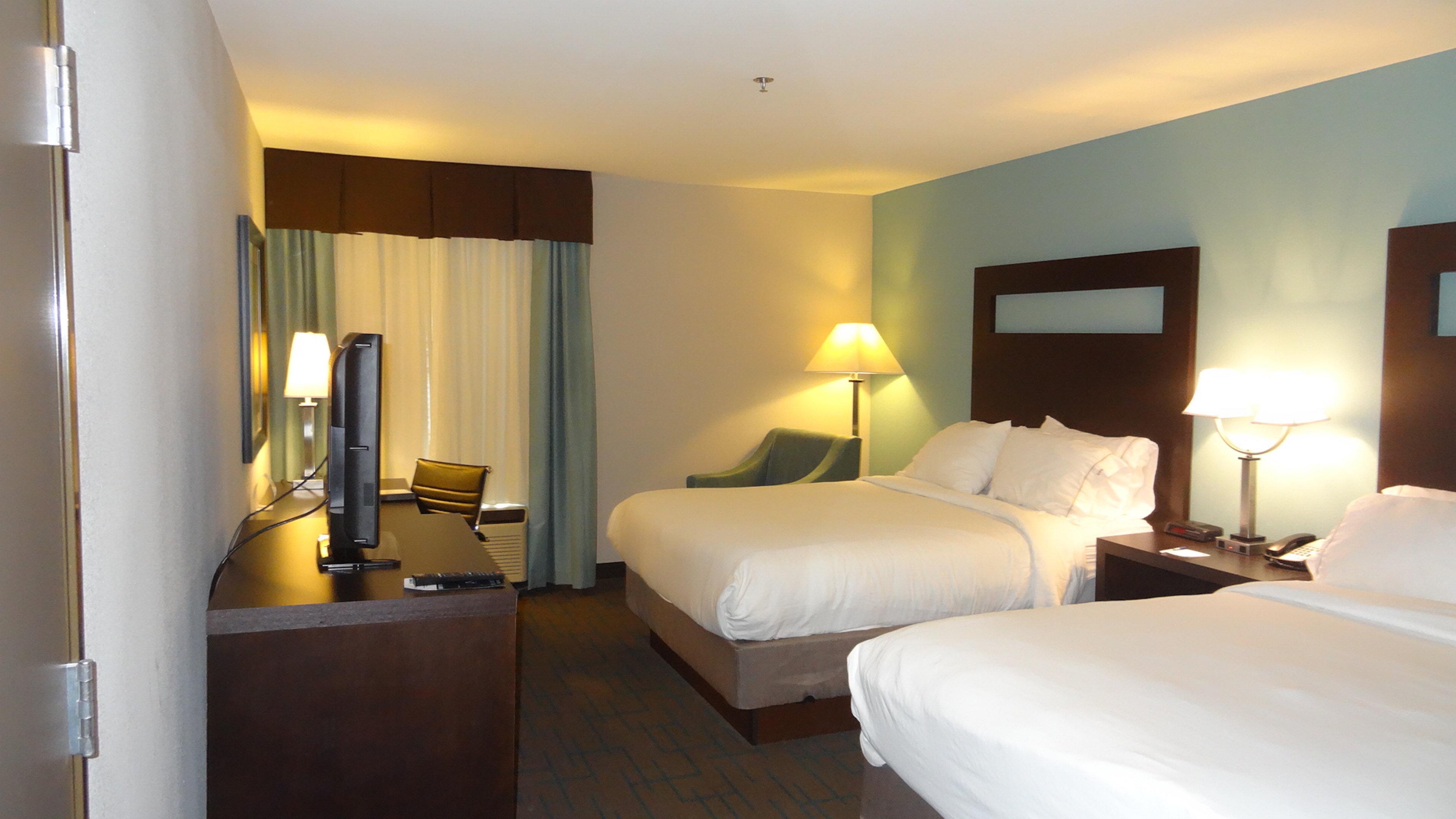 Holiday Inn Express Hotel Kansas City - Bonner Springs By Ihg Dış mekan fotoğraf