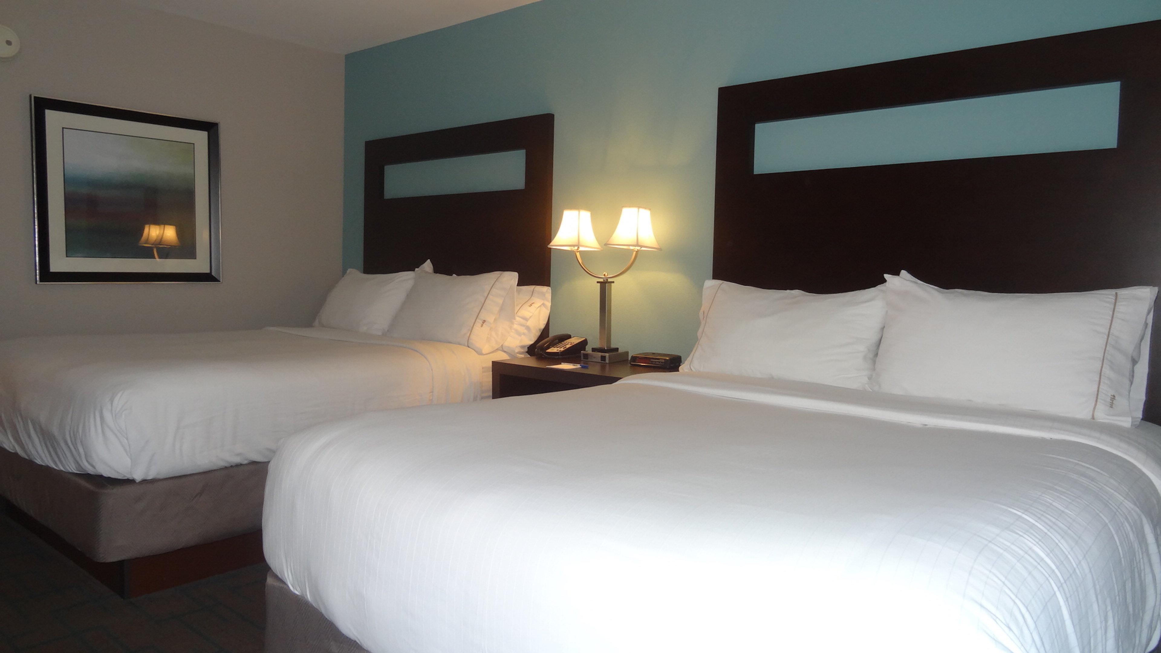 Holiday Inn Express Hotel Kansas City - Bonner Springs By Ihg Dış mekan fotoğraf