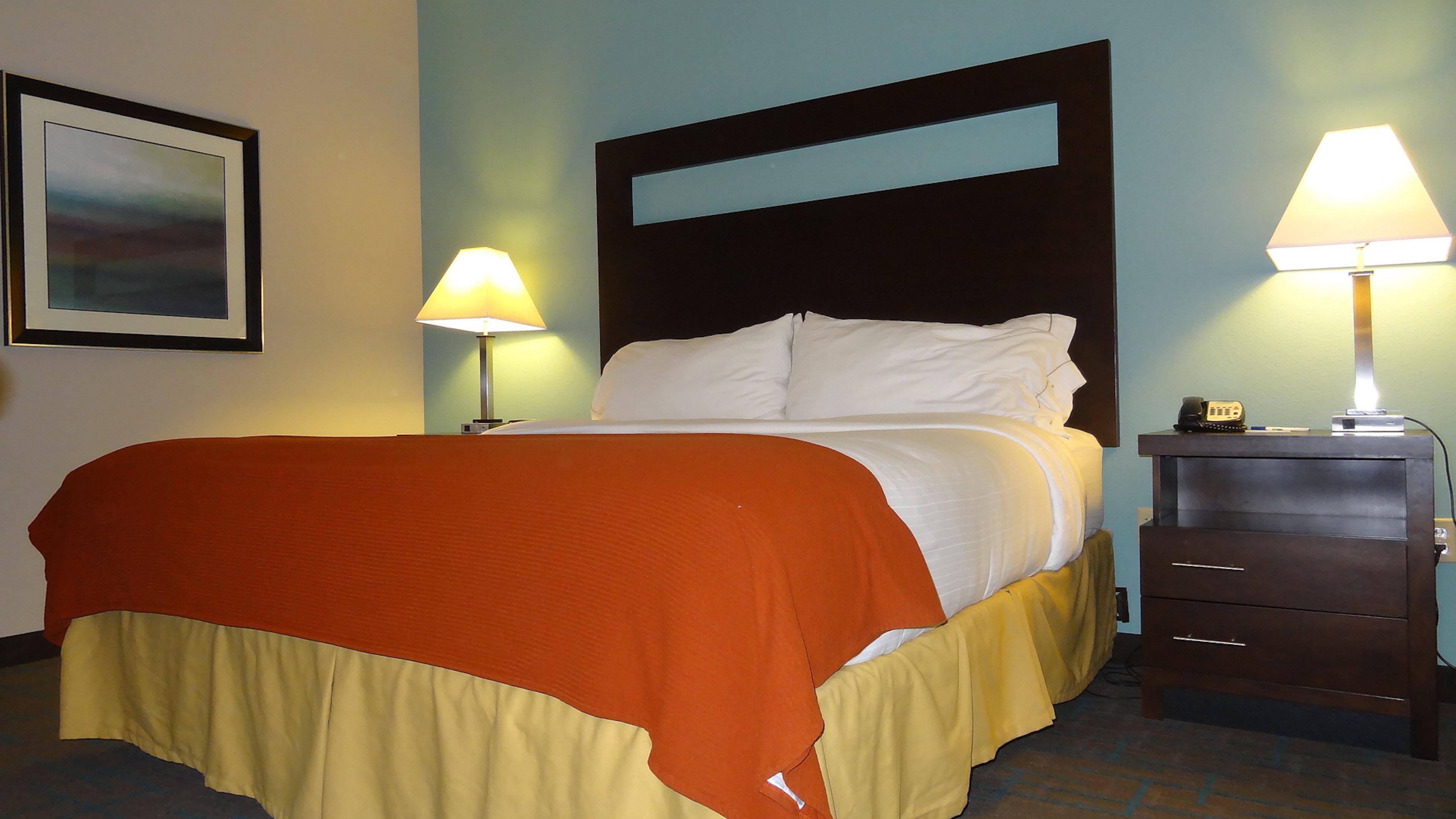 Holiday Inn Express Hotel Kansas City - Bonner Springs By Ihg Dış mekan fotoğraf